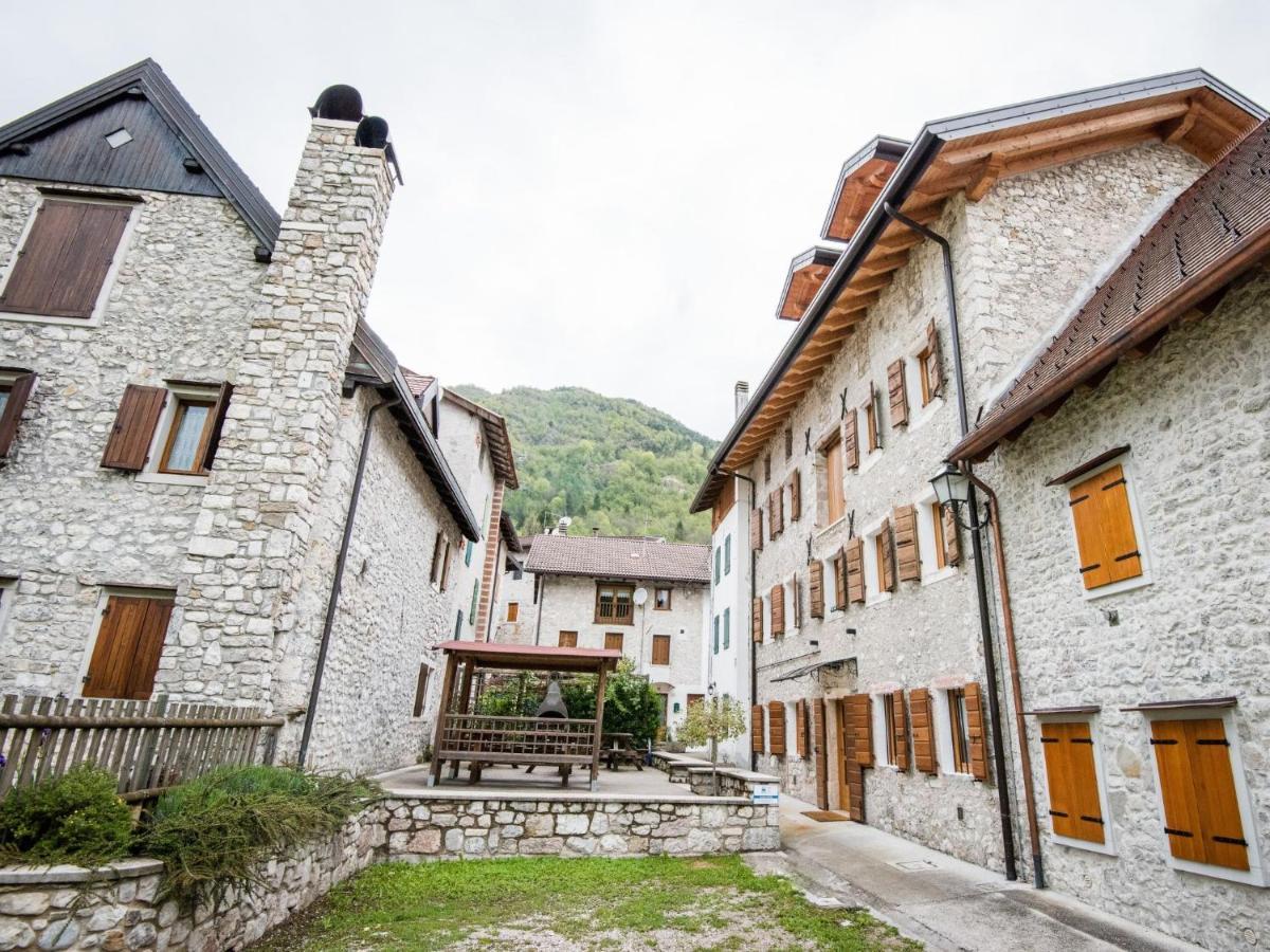 Apartment Albergo Diffuso - Cjasa Ustin-4 By Interhome Барчис Экстерьер фото