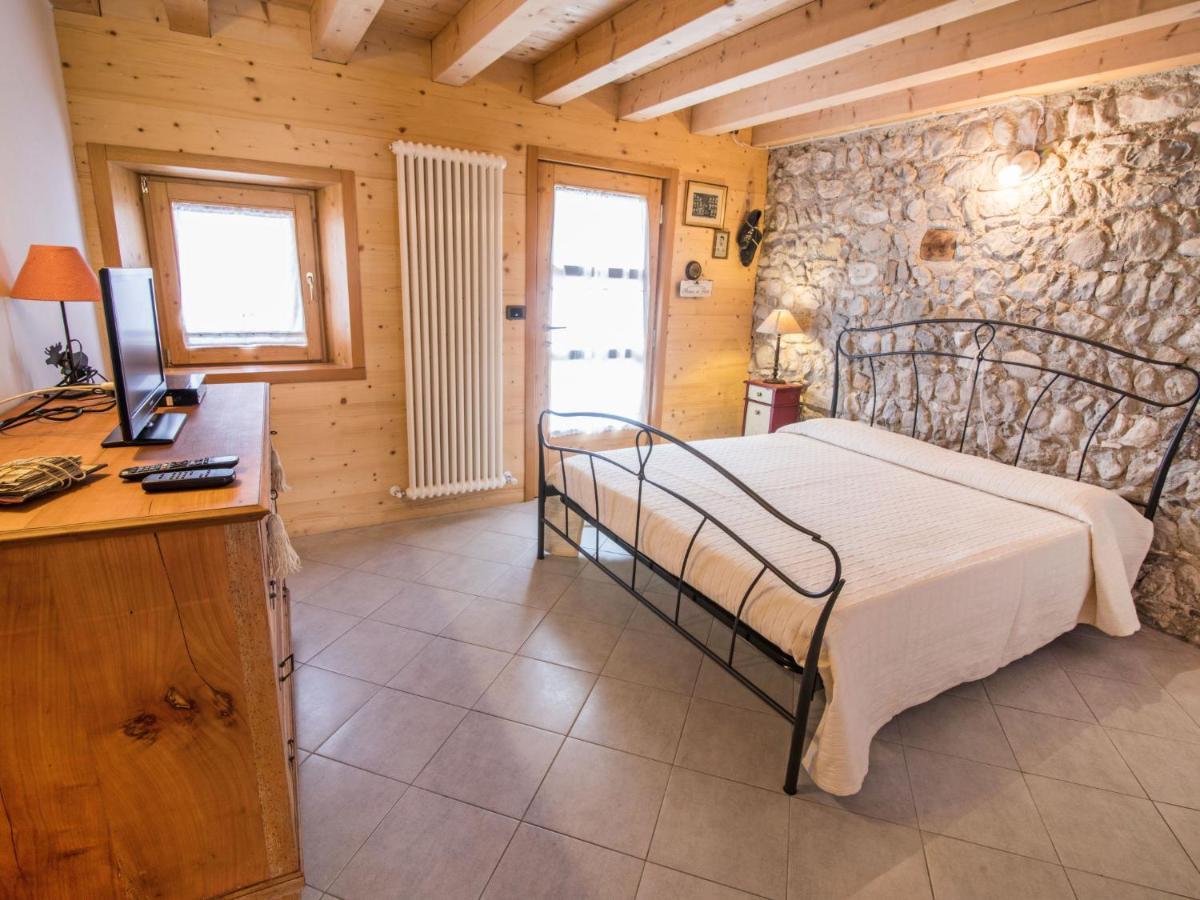 Apartment Albergo Diffuso - Cjasa Ustin-4 By Interhome Барчис Экстерьер фото